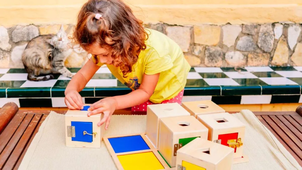 Daycare vs Montessori: A Comparison Guide for Parents